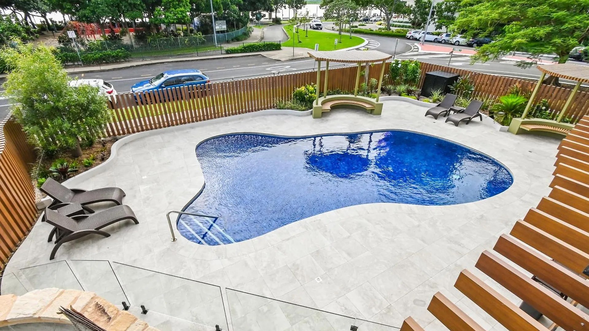 Cairns Plaza Hotel