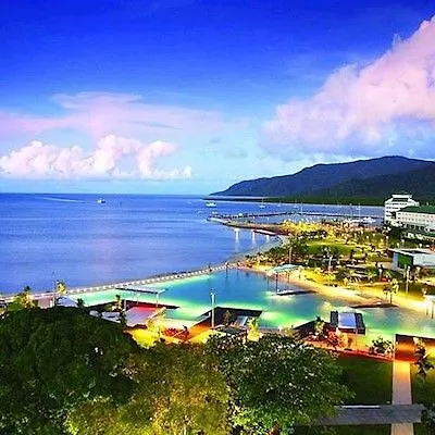 ***  Cairns Plaza Hotel Australie